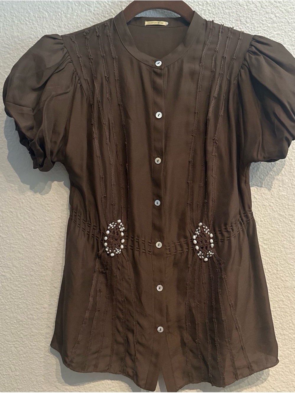 Max Studio Brown Button-Front Puff Sleeve Blouse with Embellished Waist